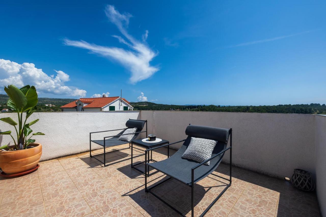 Villa Oasis With Private Pool ميلنا المظهر الخارجي الصورة
